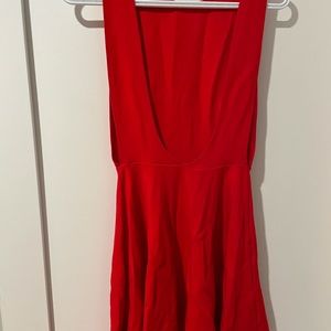 Backless (mini) scandalous red dress!
